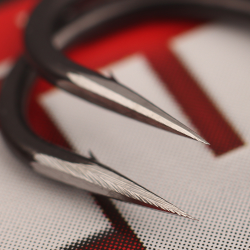 Specialist Sharpened Covert Dark Chod Hooks - Image 2